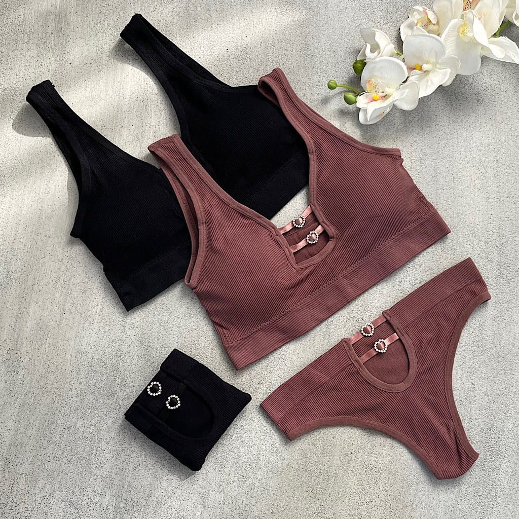 
K Sexy Bra Panty Sets Cute Rhinestone Heart Ring Linked in rose-gold – detail view 3