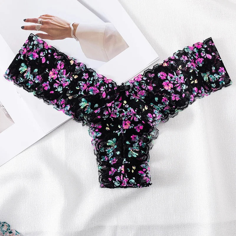 
Sexy Seamless Ruffles Thong – Invisible Comfort & Style - Kaimri Panty